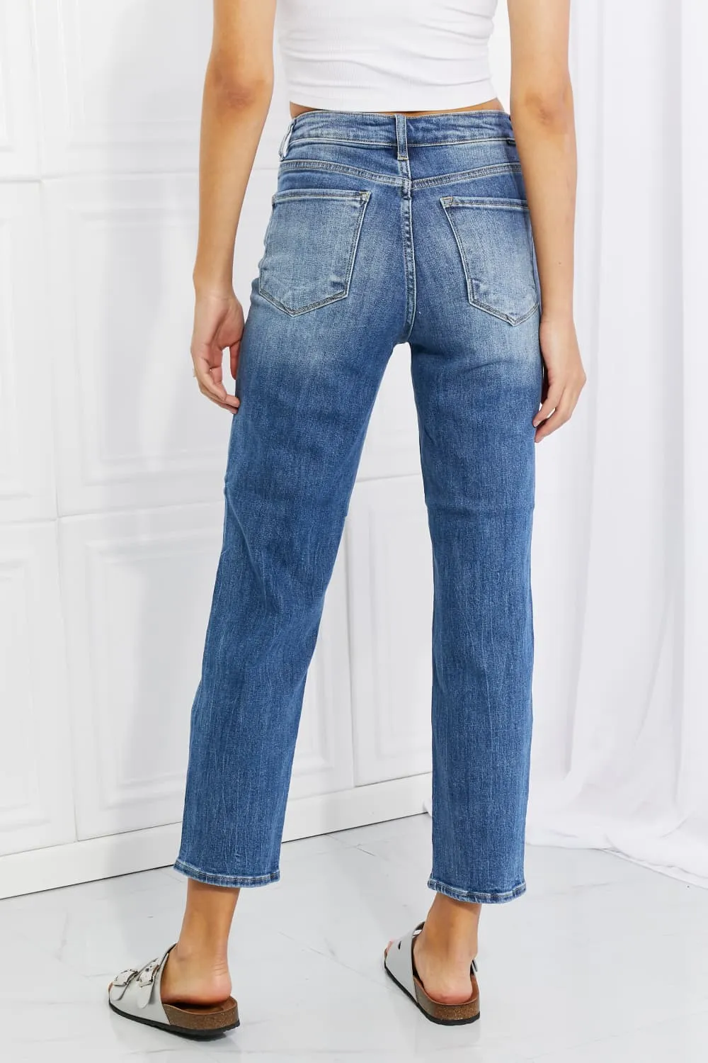 Emily High Rise Relaxed Jeans