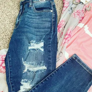 Hi-Rise Distressed Boyfriend Jeans