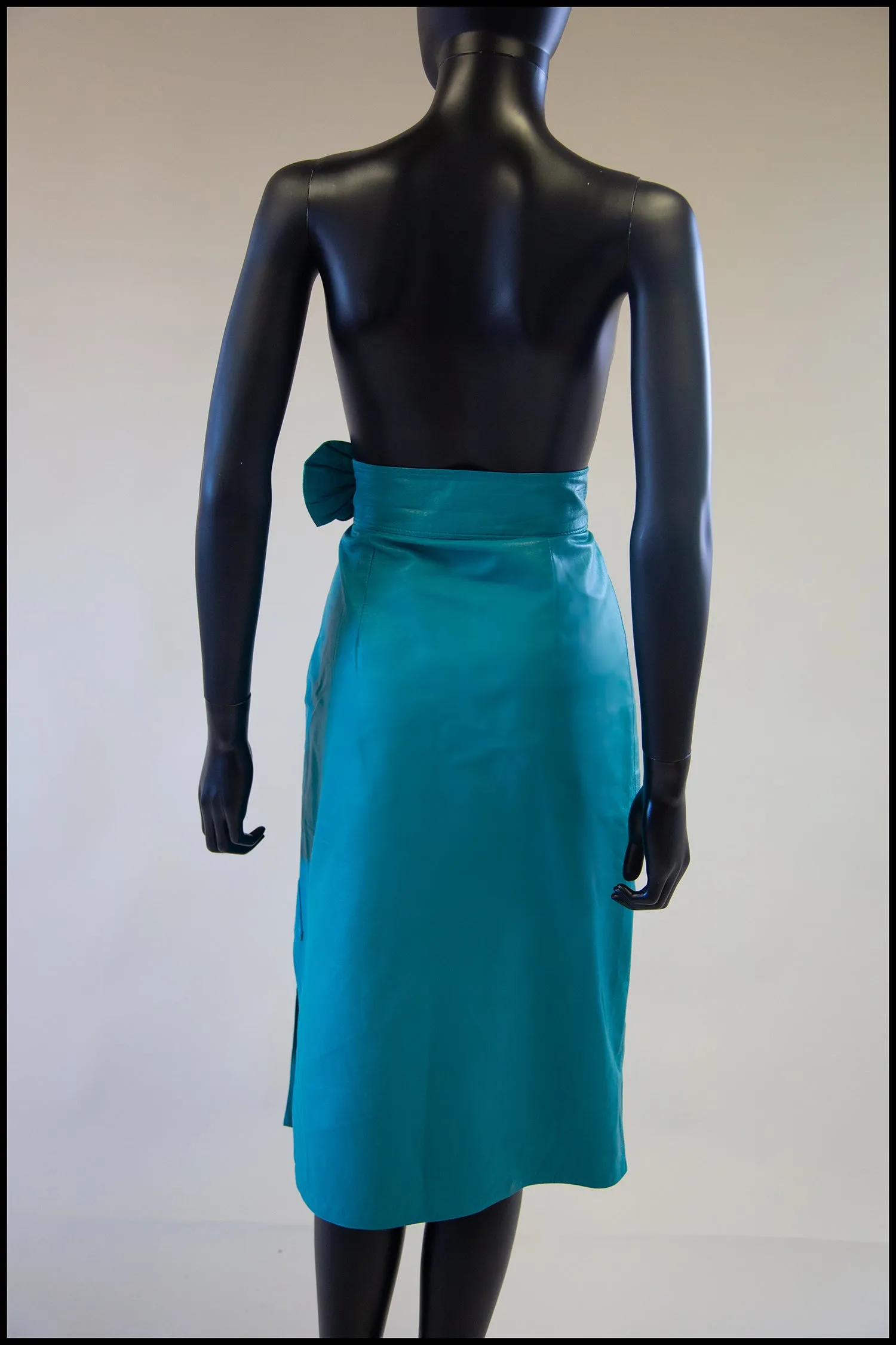 Vintage 1980s Turquoise Leather Pencil Skirt